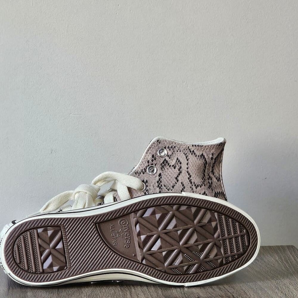 Converse Women's CTAS Snake Print Hi Top Size 7.5 A15809C Warm Clay NWT - Picture 5 of 6